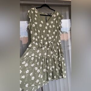 Simply Vera Wang green floral dress XL